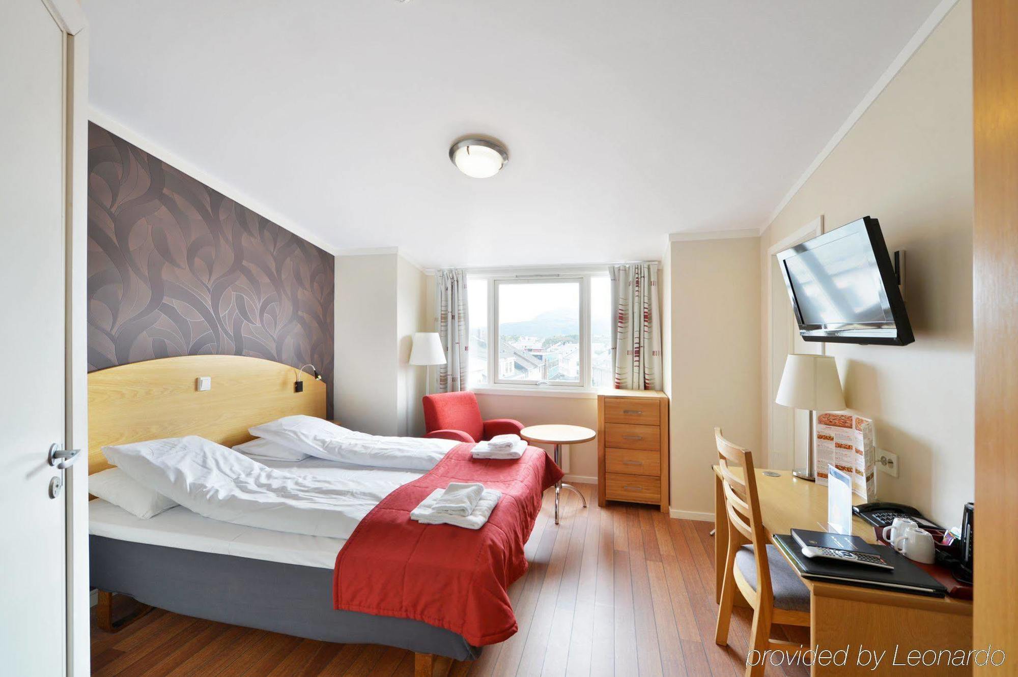 Astoria Hotel Kristiansund Exterior photo